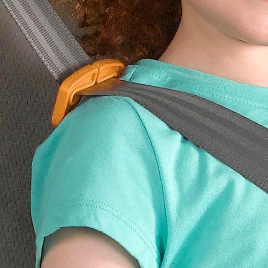 Chicco GoFit Plus Backless Booster Car Seat with Quick-Release Latch, Travel Booster Seat for Car, Portable Car Booster Seat for Children 40-110 lbs, Vivaci/Pink