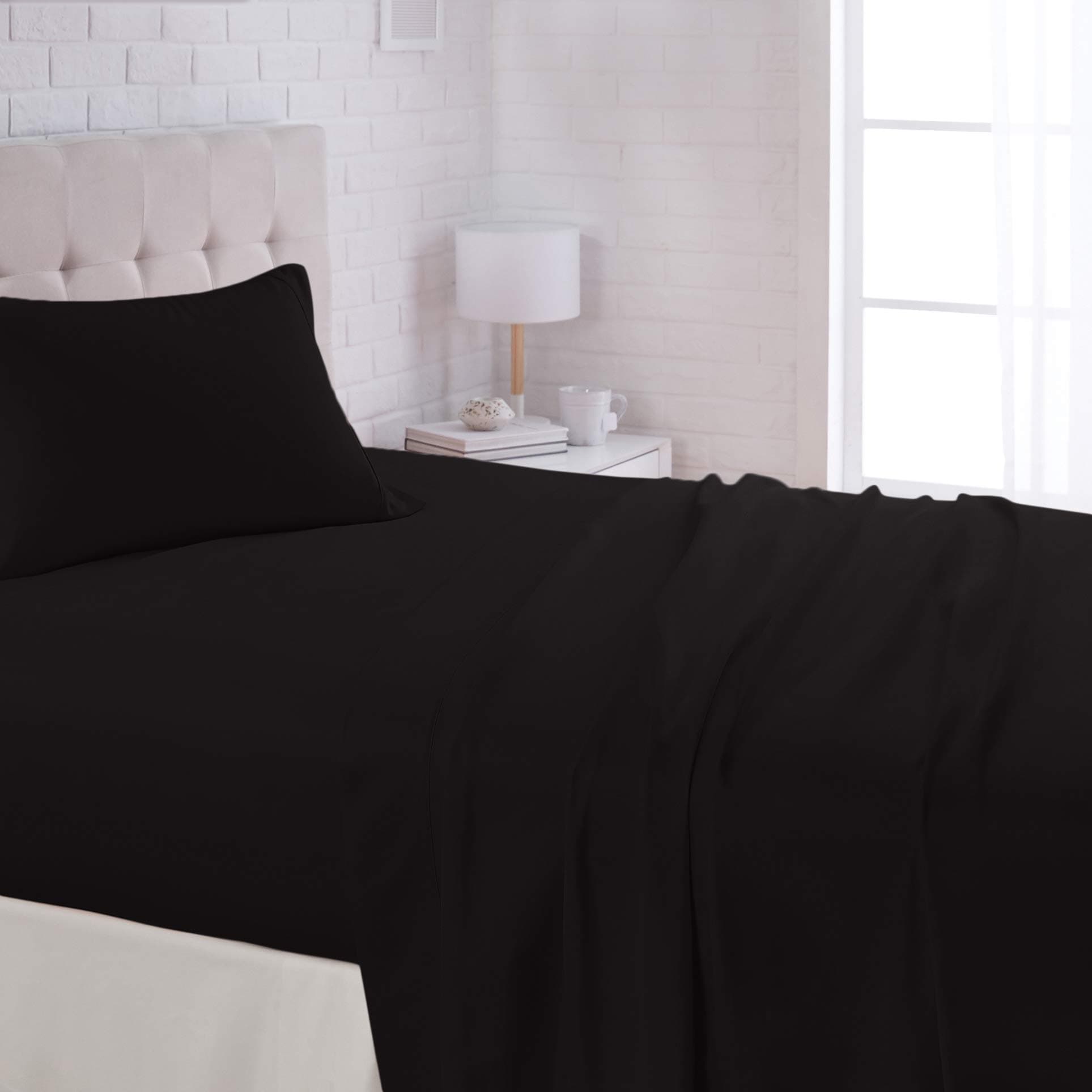 Amazon Basics Lightweight Breathable Super Soft Easy Care Wrinkle Resistant Brushed Microfiber 3 Piece Bed Sheet Set with 14-Inch Deep Pockets, Twin, Black, Solid