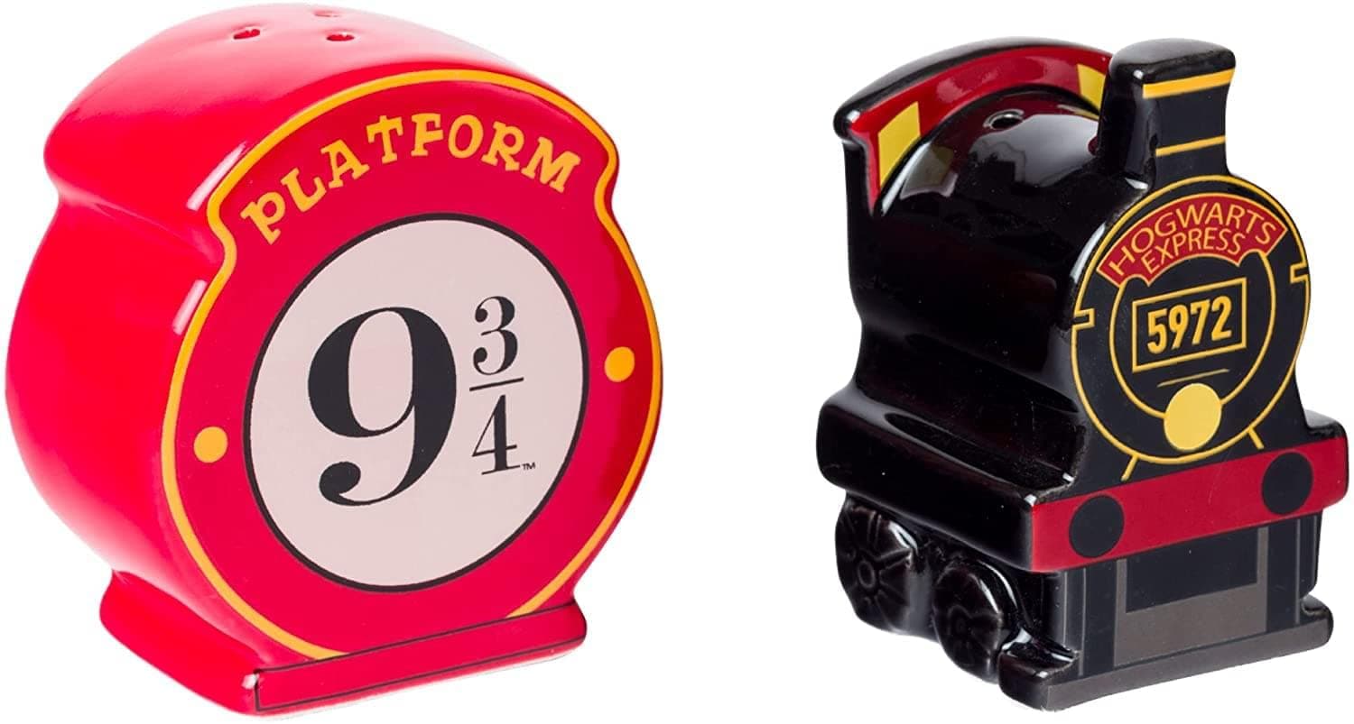 Harry Potter Hogwarts Express Platform 9 3/4 Ceramic Salt and Pepper Shaker