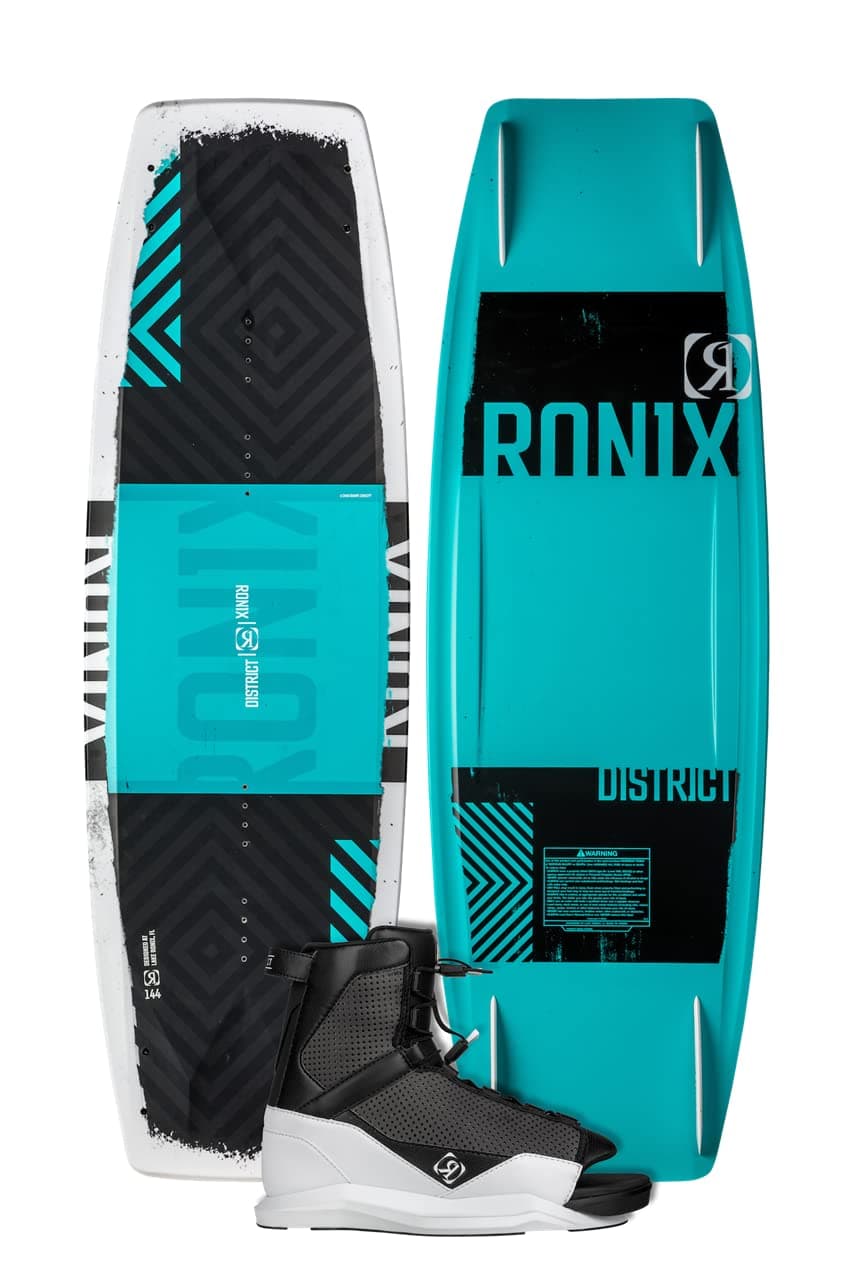 District Wakeboard, 134 cm w/ District Boots, 5-8.5