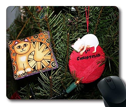 Custom Unique Mouse Pad with Christmas Tree Ball Needles Cat Toys Garland Non-Slip Neoprene Rubber Standard Size 9 Inch(220mm) X 7 Inch(180mm) X 1/8 Inch(3mm) Desktop Mousepad Laptop Mousepads Comfortable Computer Mouse Mat