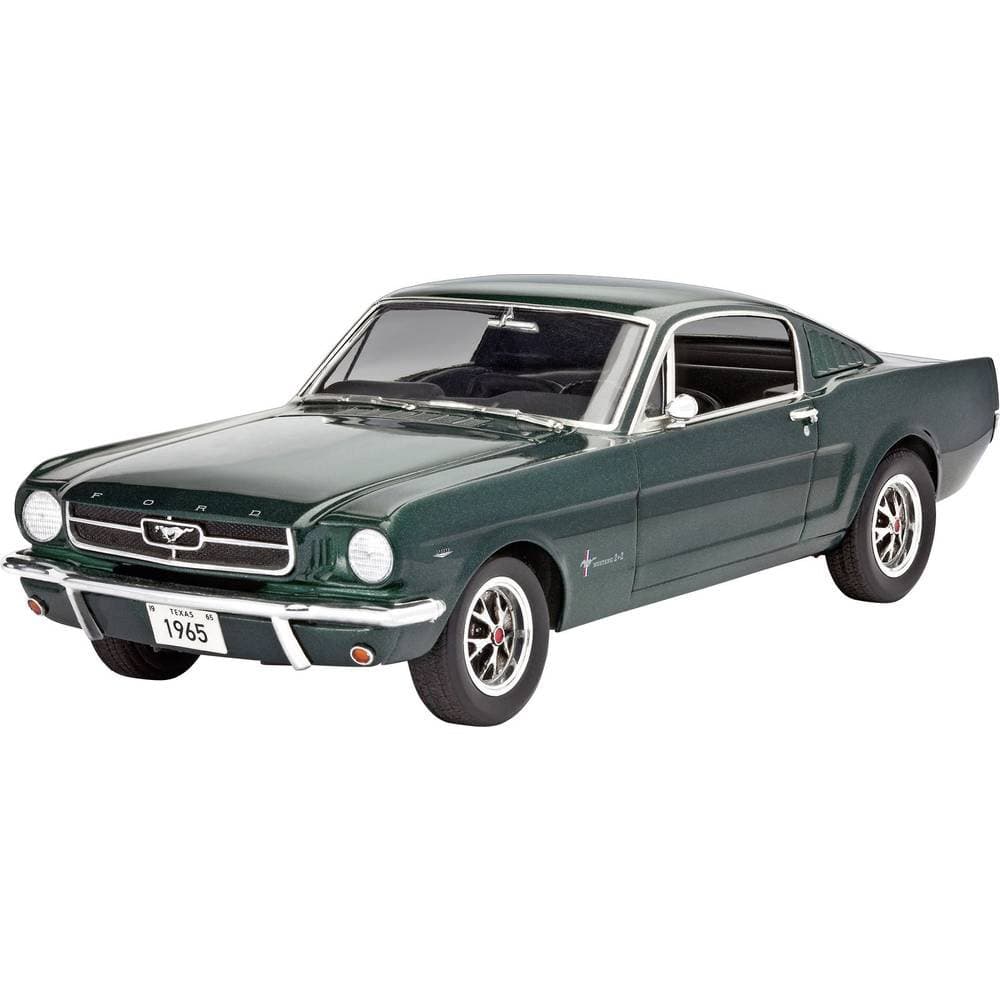 Germany 1965 Ford Mustang 2+2 Fastback Plastic Model Kit (1/25 Scale)