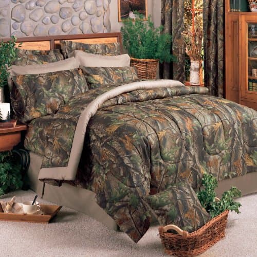 Realtree Hardwoods Square Pillow