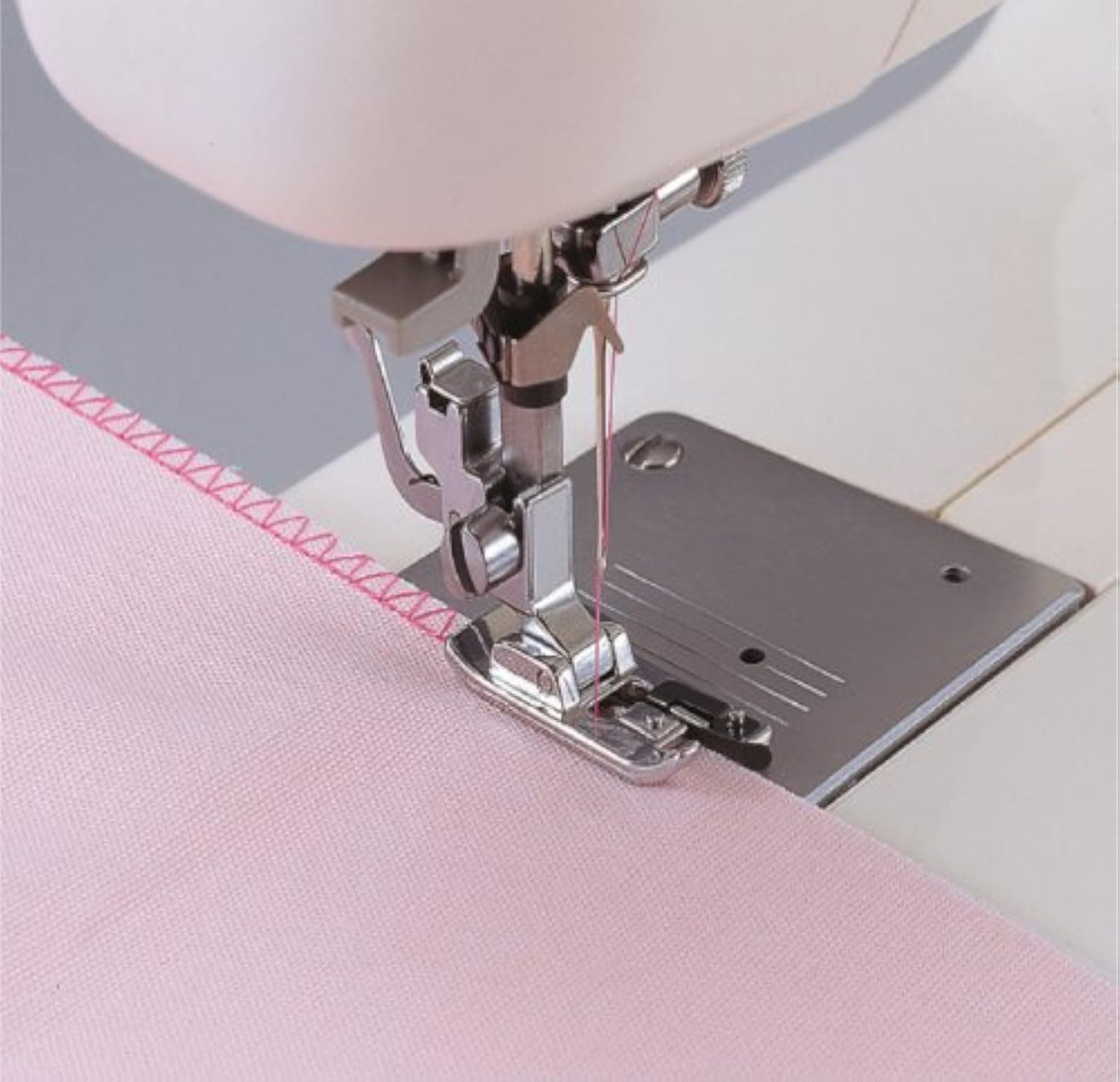 BROTHER SA135 Overlock Vertical Foot