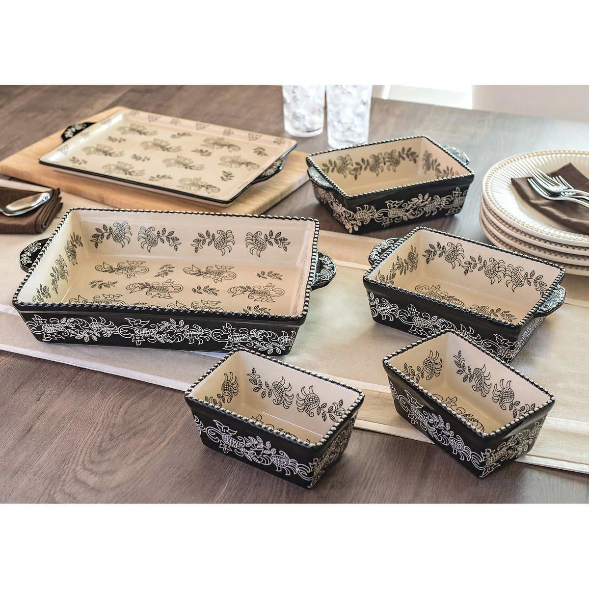 Baum Dishwasher Safe Ceramic Serveware/Bakeware in Black, 6-Piece Oven-to-Table Set that's Designed to Make Gatherings Easy and Breezy, Perfect for the Holidays or Everyday Use