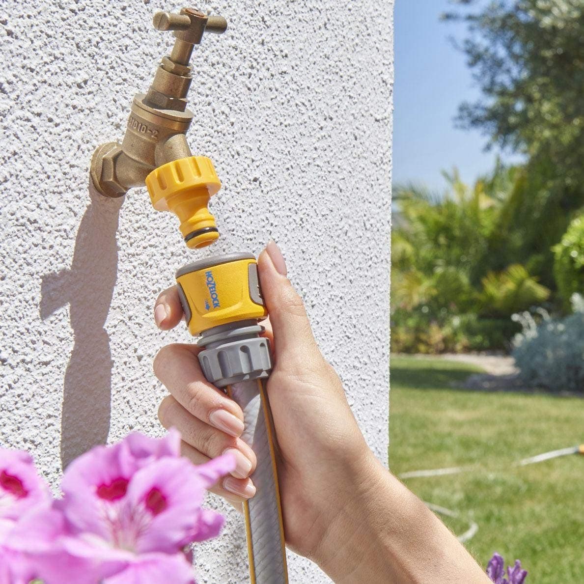 HozelockLtd 2071 6025 Threaded Tap Std Soft Touch Hose Conn. Hoze