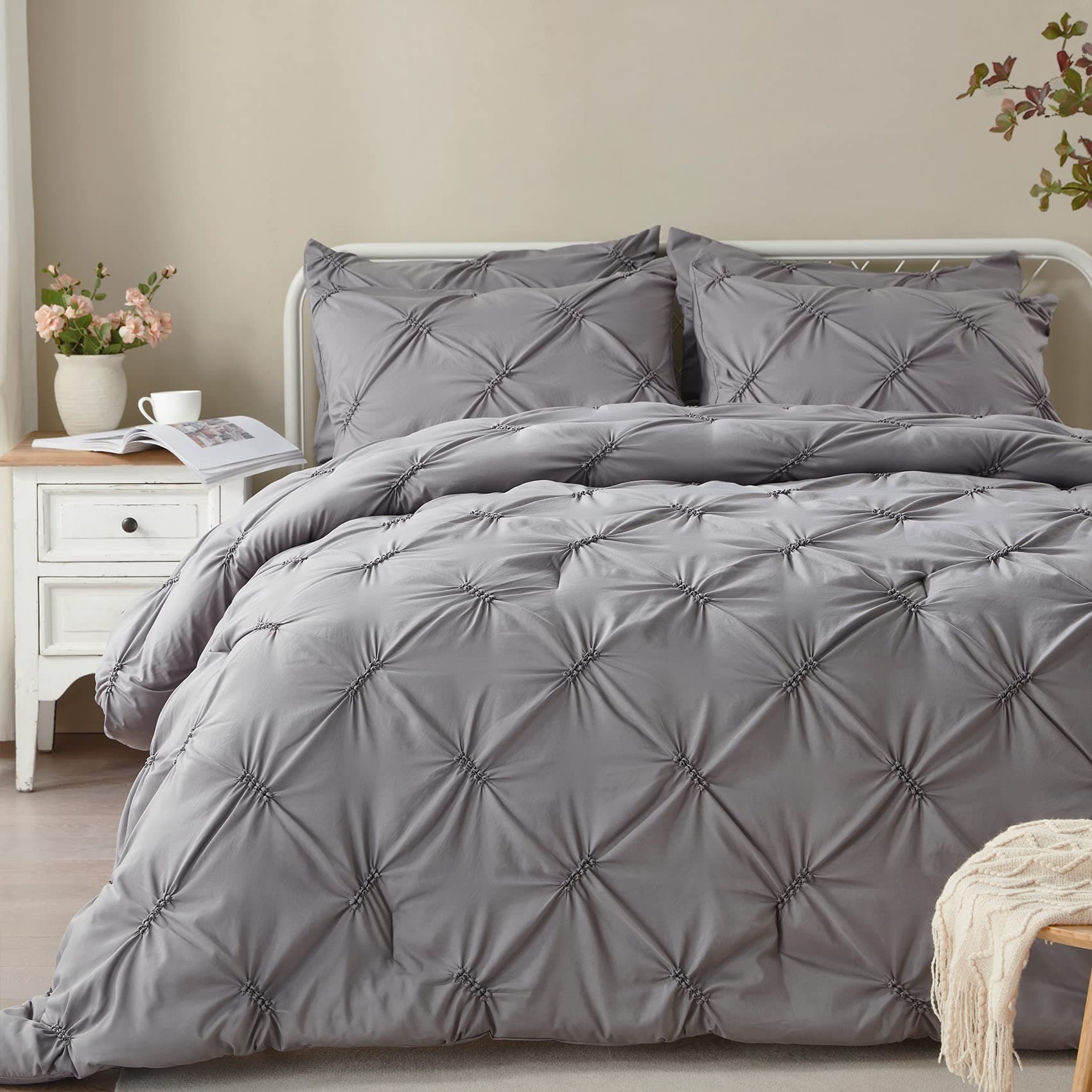 Anluoer King Comforter Set -Pintuck Down Alternative Comforter with 2 Pillow Shams, Soft King Size Bedding Comforter Sets Lightweight All Season (Grey,102x90 inches, 3 Pieces)
