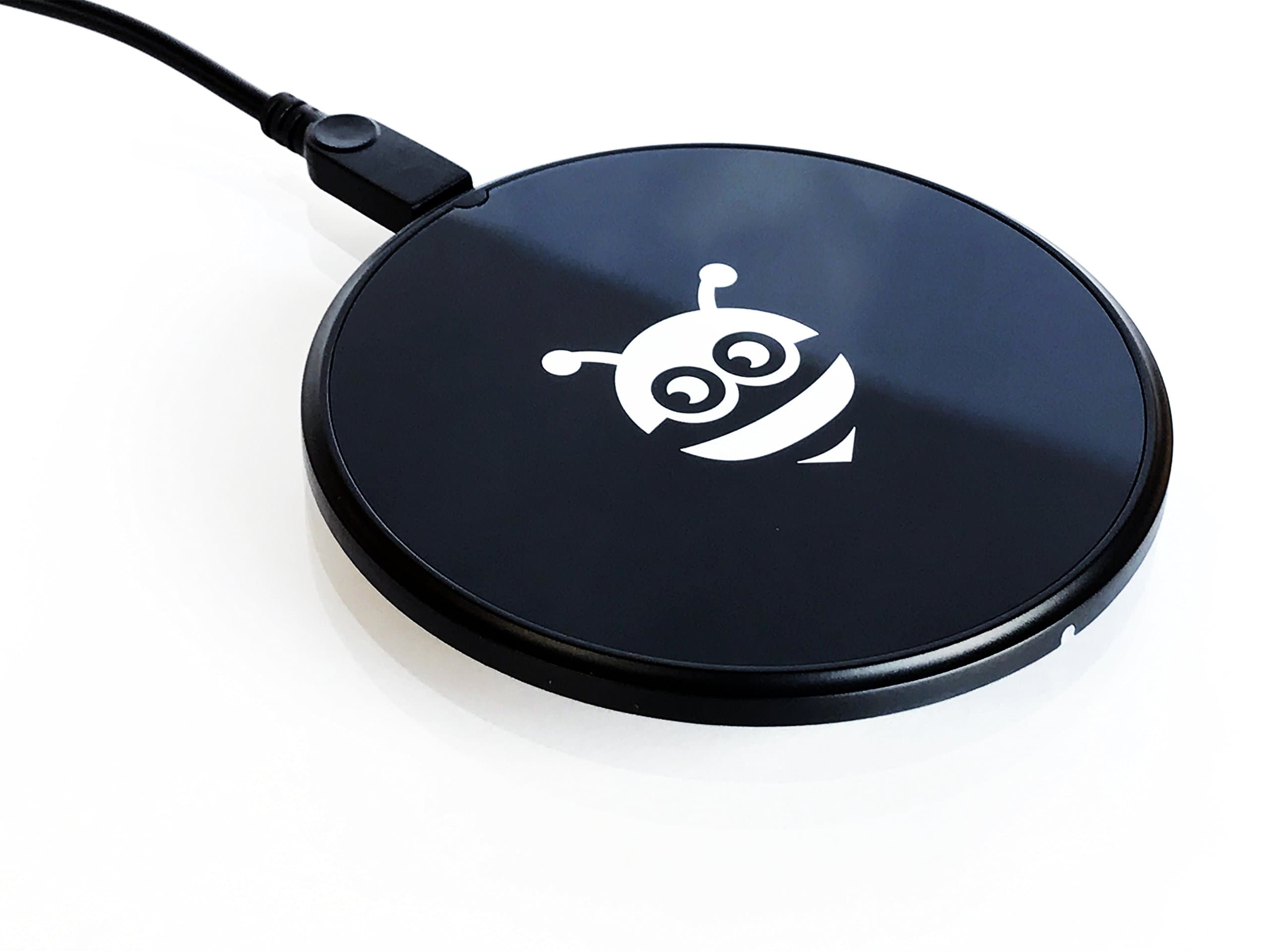 Pebblebee Ultra Thin Qi Wireless Charging Pad; Compatible with Samsung Galaxy S7, S7 Edge, Note 5, Google Nexus 6