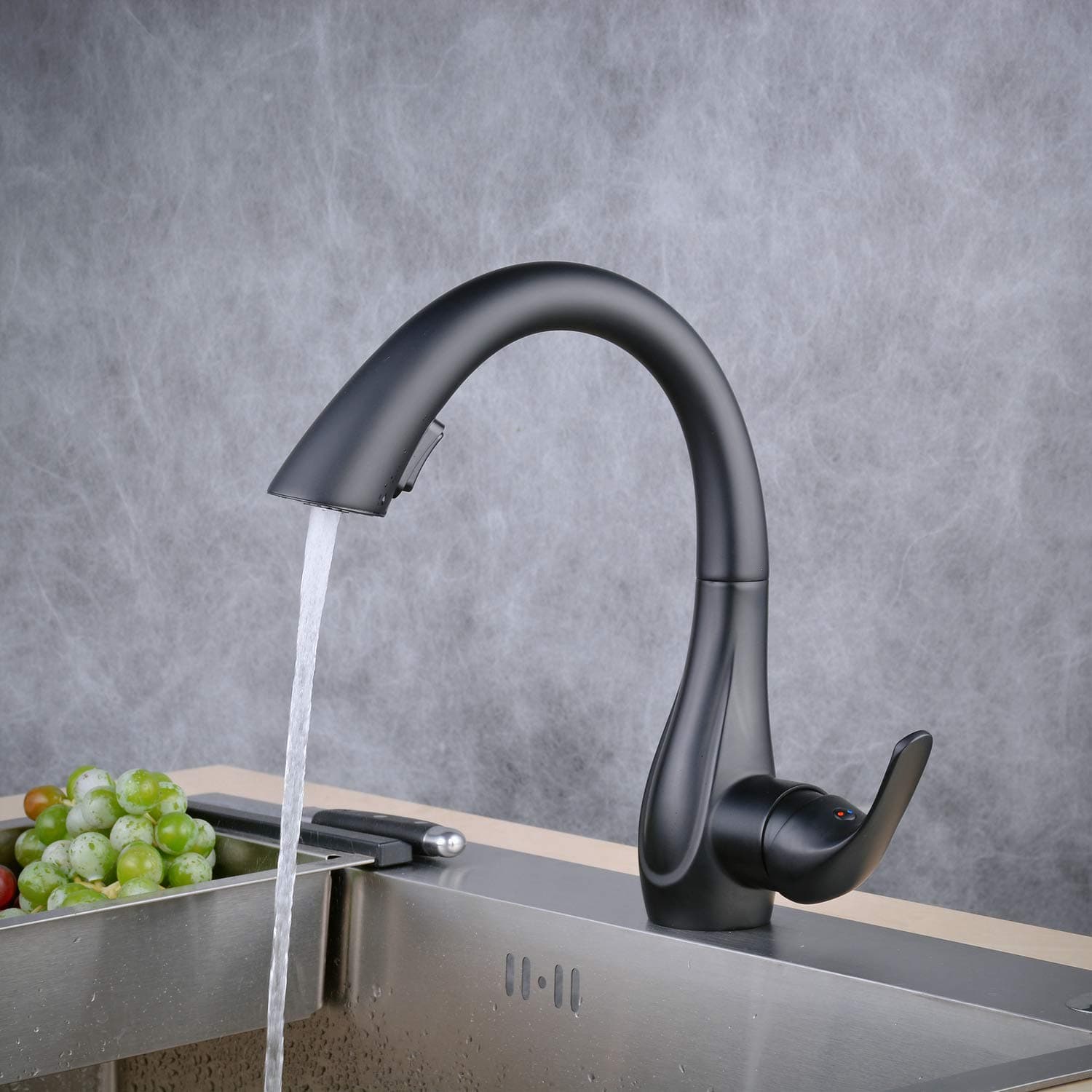 BLSS1749B-Pull Out Sprayer Faucet
