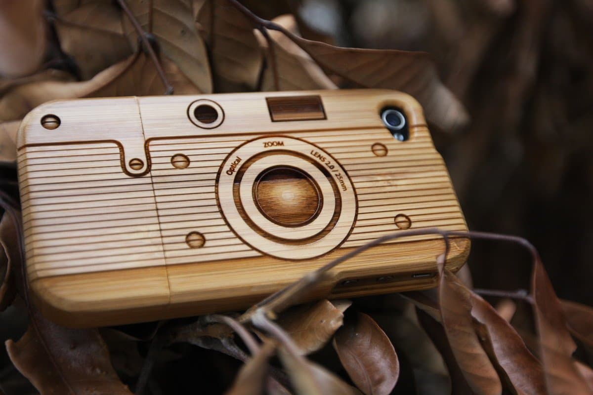 [MADE FROM RAW WOOD] Bamboo Case for iPhone 4/4S (Camera)