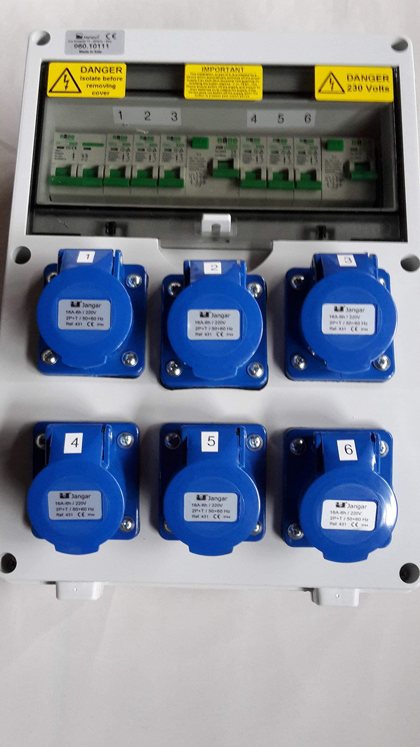 63Amp Distribution Board,Power Box, Hook Up, Stage,Event distro, 240V Splitter (6x16A sockets)