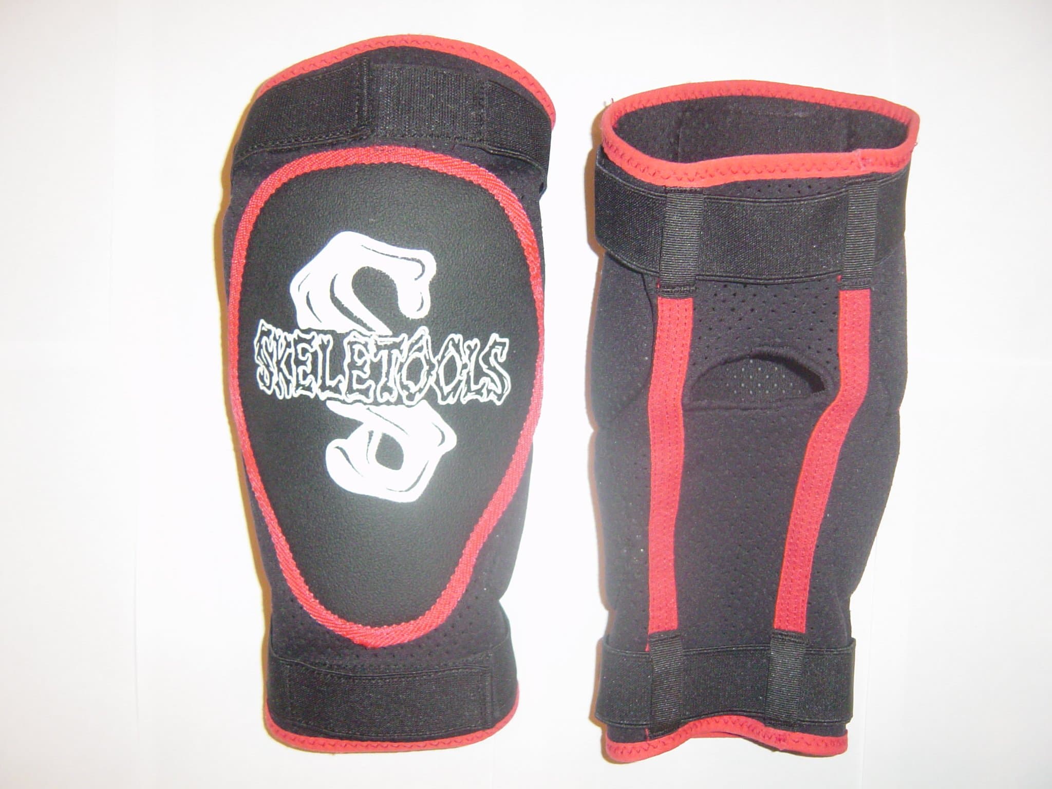 Skeletools Snowboard Leather faced knee pads
