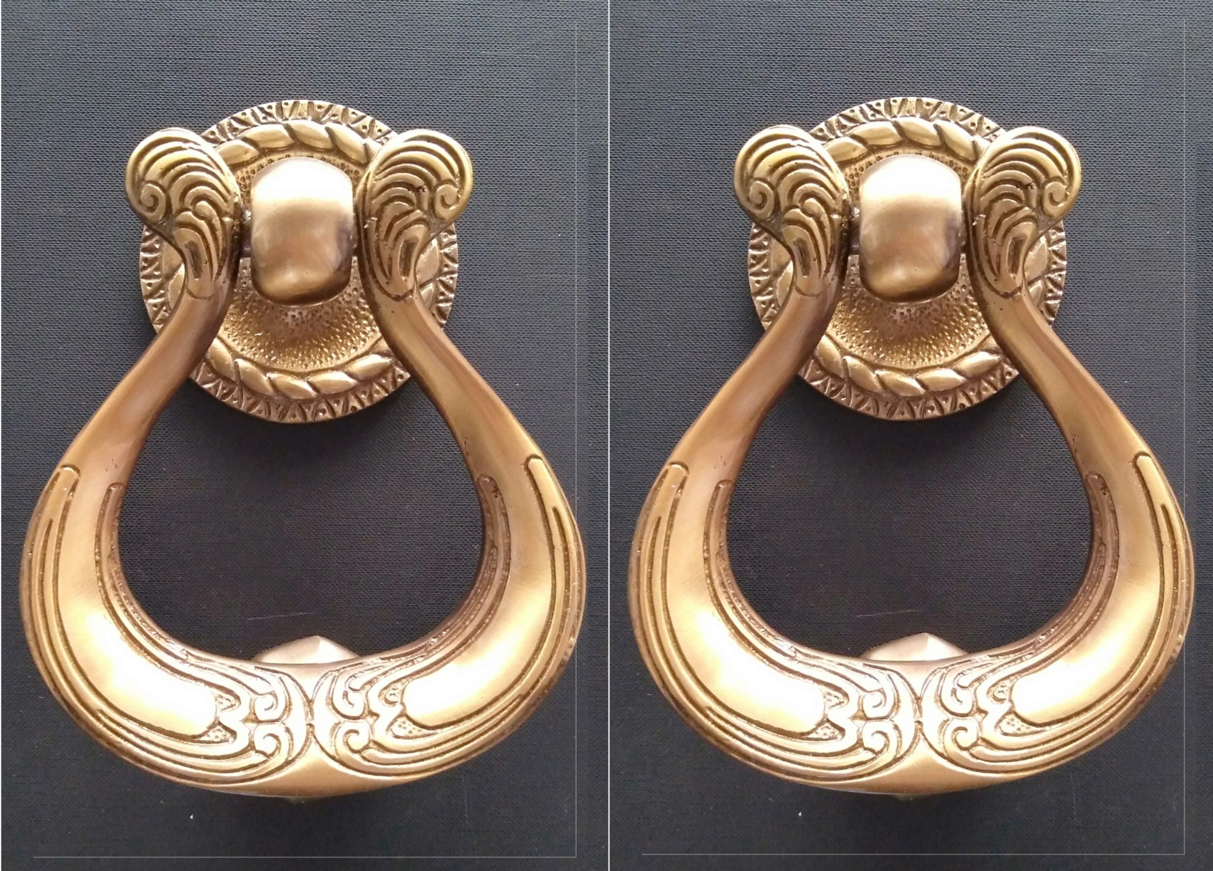 KT Hardware SolutionsExcellent Quality Solid Brass Combo Pack of 2 Door Knockers - Big Size