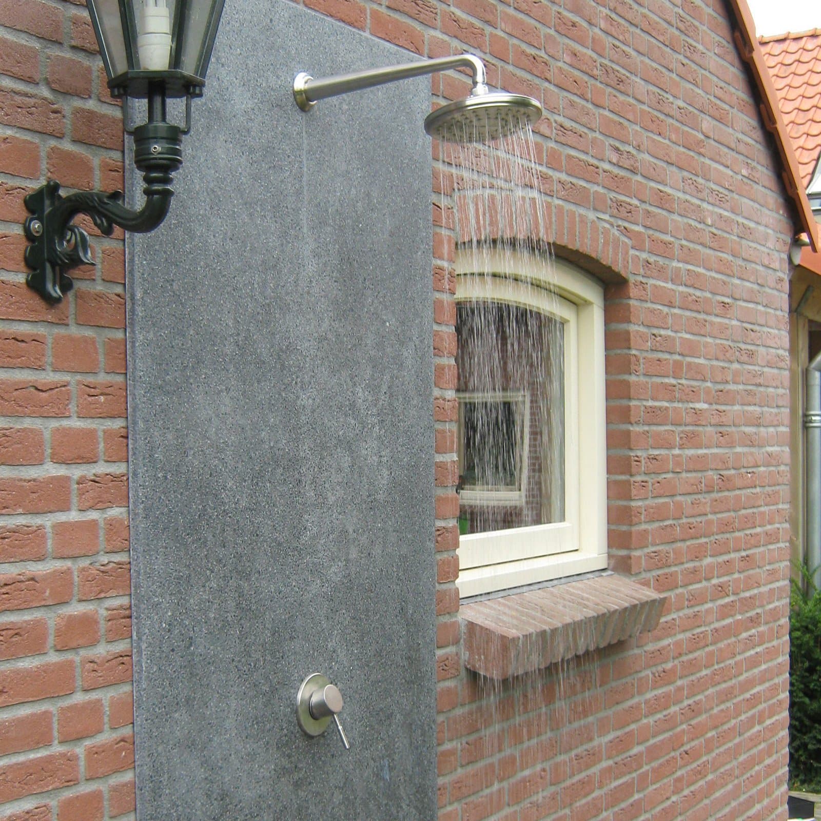 Hot & Cold Concealed Shower with Round Head