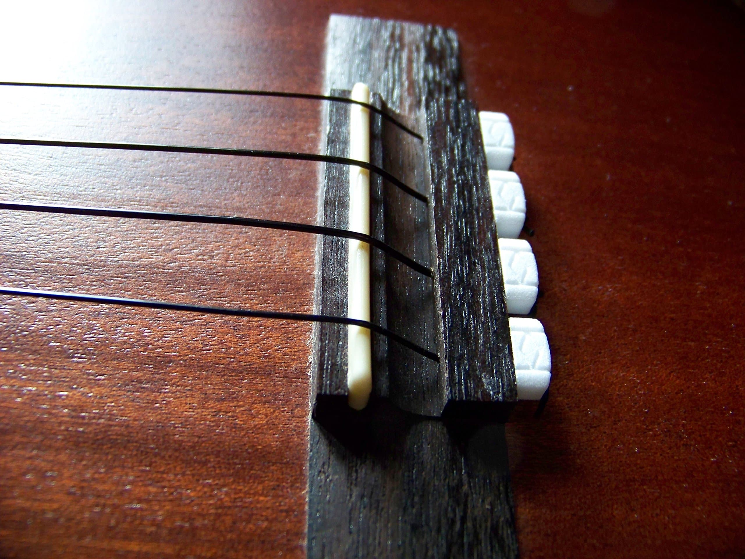 Diamond Secure Ukulele String Ties/New White color Ukulele Beads