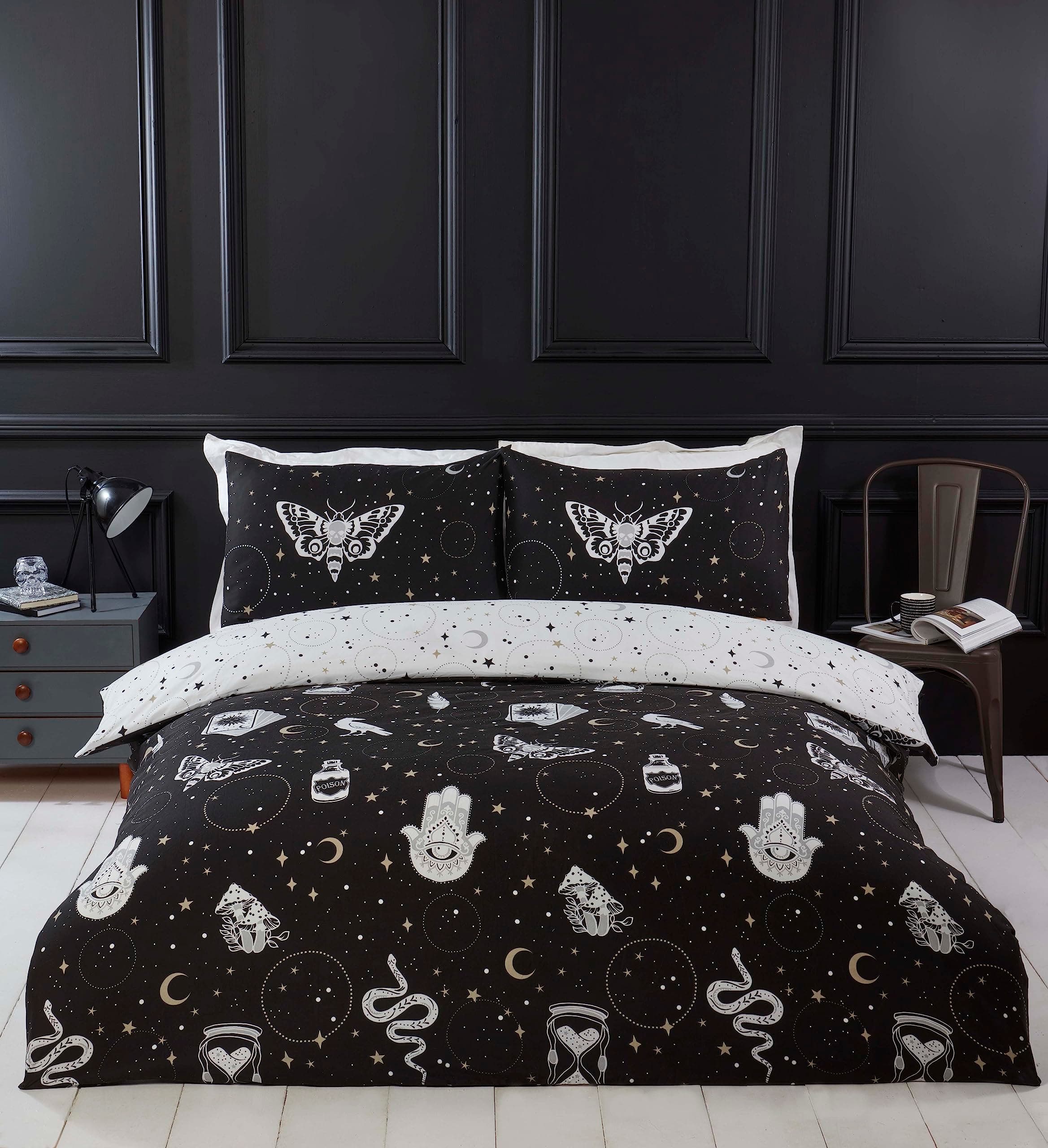 Home Gothic Magic Microfibre Double Duvet Cover Set, Dark Themed Halloween Bedding Set, Reversible Constellation Duvet Set