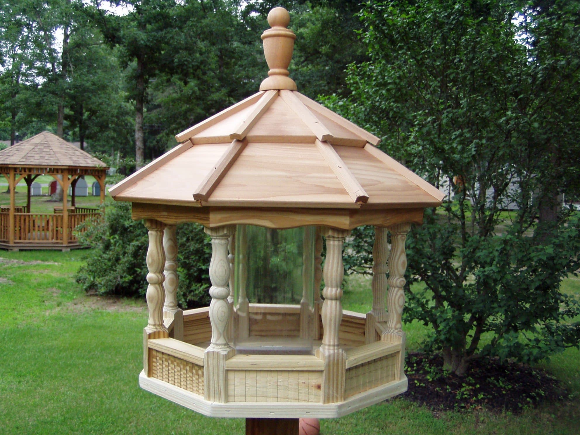 Wooden Spindle Bird Feeder (Large)
