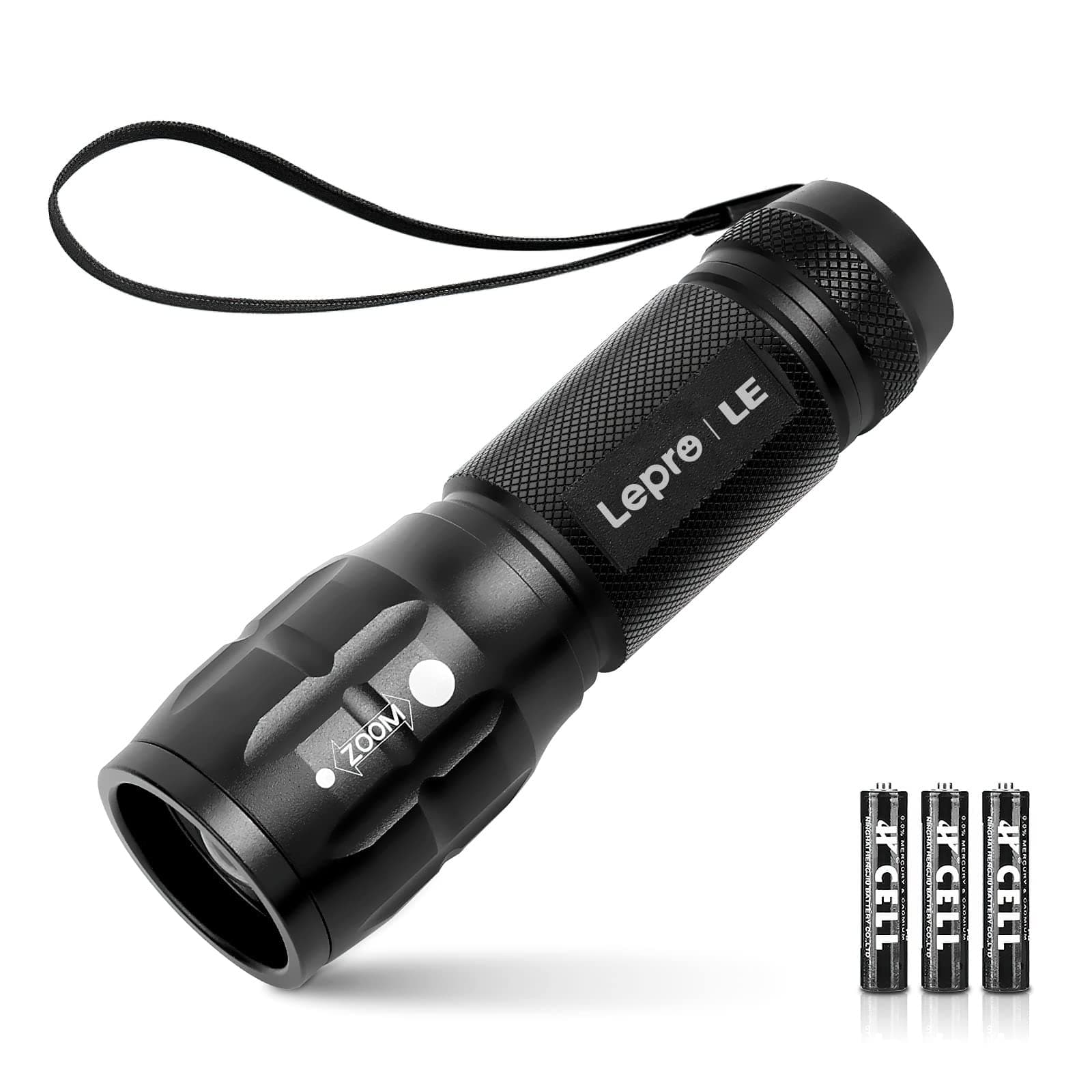 High brightness LED flashlight (3 batteries included).
