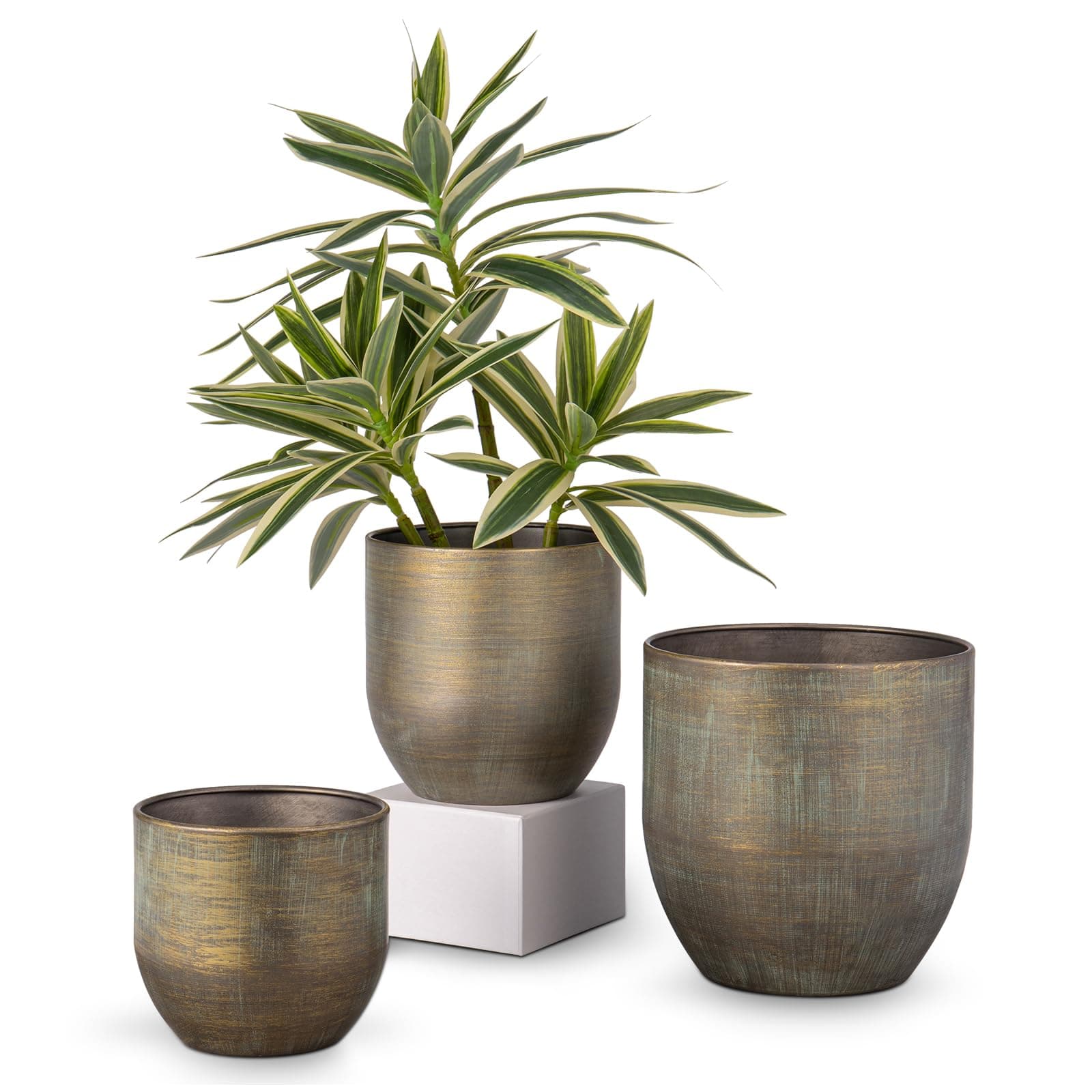 Briful Set of 3 Bronze Galvanized Buckets Multi-Size Rustic Chic Metal Planters for Home Centerpieces Table Decorations, Farmhouse Garden Round Metal Pots for Flowers Plant Herb(4 ¾''/5 ½''/6 ¾'')