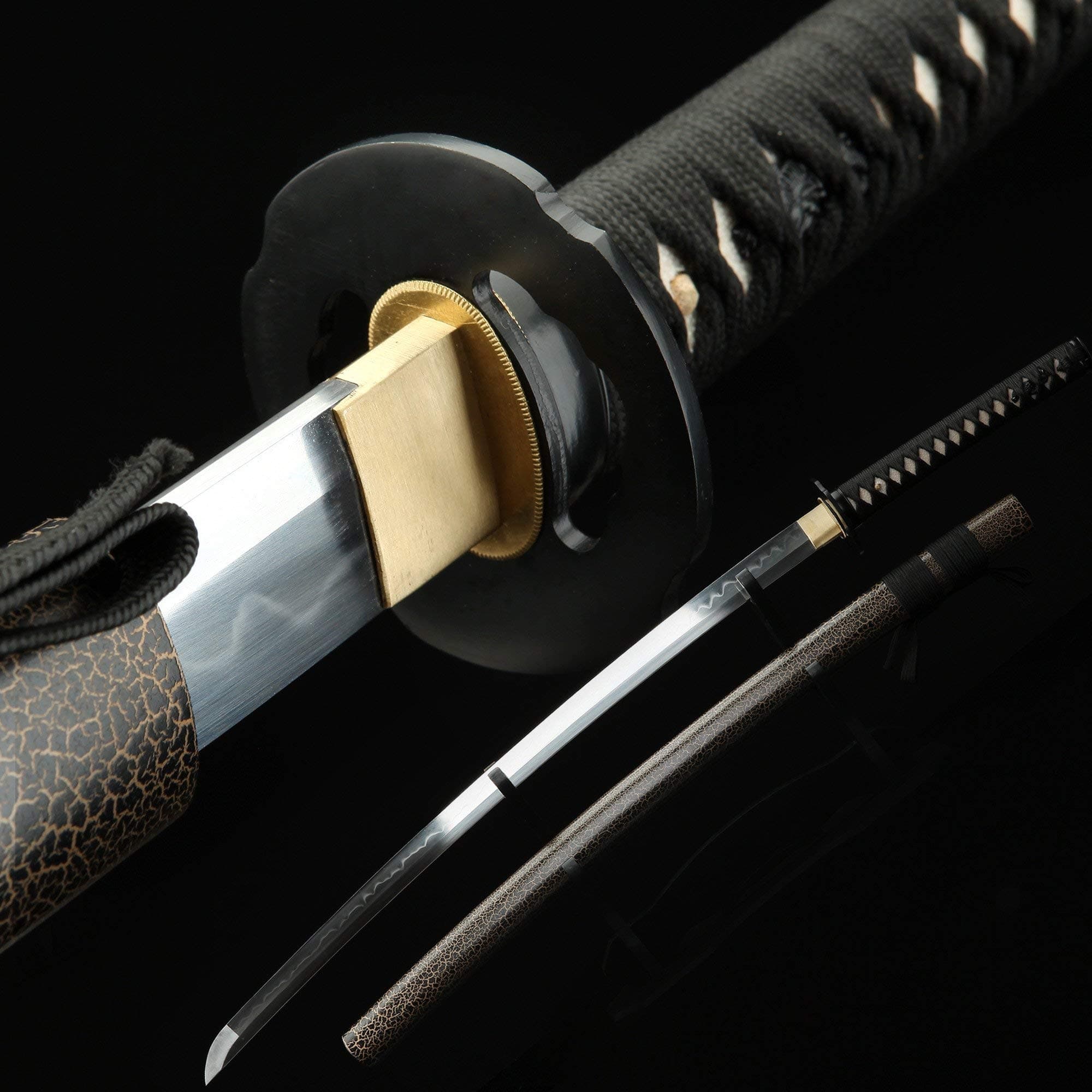 Katana Sword Real Handmade, Sharp Samurai Sword with T10 High Carbon Steel Blade Wooden Scabbard (Black Tsuba)
